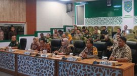 Pj Wali Kota Probolinggo Taufik Kurniawan memimpin Rapat Koordinasi (Rakor) Terpadu Tim Penanganan Konflik Sosial