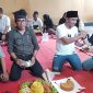 Walikota Lira Probolinggo Louis Hariona bersama Bupati Lira Probolinggo ketika hadir di acara HPN 2025.