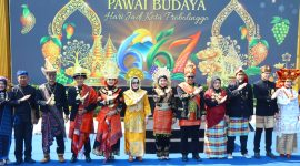 Pawai Budaya Hari Jadi Ke 667 Kota Probolinggo Perkuat Identitas Dan Kebanggaan Budaya Daerah