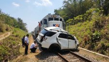 Insiden temperan yang melibatkan KA 239F (Ijen Ekspres) relasi Malang–Ketapang dengan mobil mini bus di petak jalan Tanggul (TGL) – Bangsalsari (BSS), tepatnya di Km 173+060, pada Kamis (17/9)