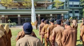 Kepala Dinas Komunikasi, Informatika, Statistik dan Persandian (Diskominfo) Kabupaten Probolinggo Hudan Syarifuddin Syarifuddin mengingatkan jajaran OPD mulai menyiapkan data evaluasi kinerja sebagai bahan melihat perkembangan target pembangunan yang telah ditetapkan