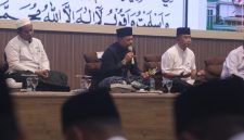 Kegiatan Dzikir dan Sholawat ASN Pemkab Probolinggo di Auditorium Madakaripura Kantor Bupati Probolinggo.